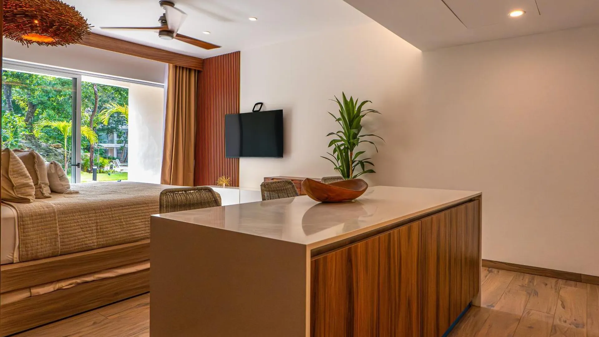 فندق Wooden Retreat بلايا ديل كارمن