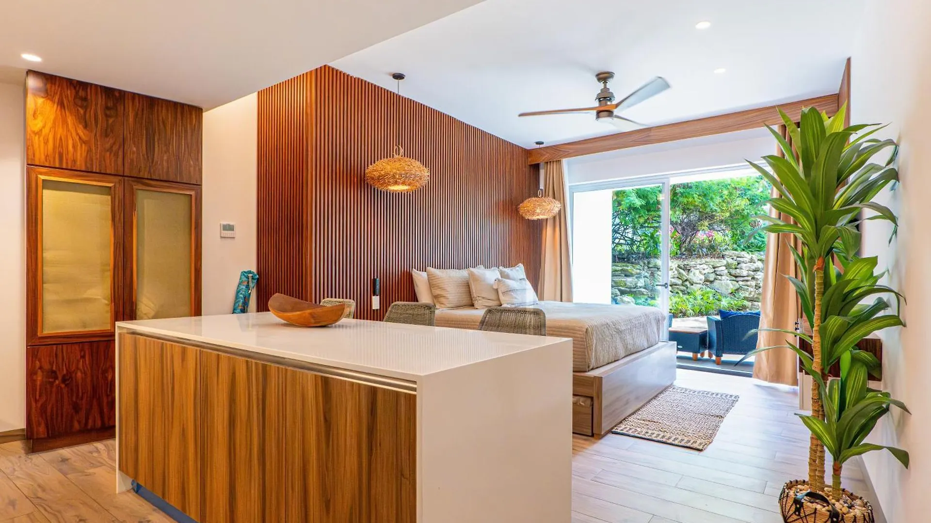 فندق Wooden Retreat بلايا ديل كارمن